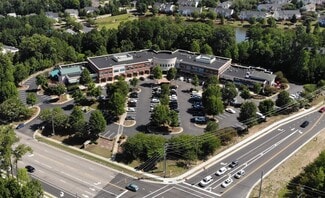 Plus de détails pour 800 W Williams St, Apex, NC - Bureau à louer