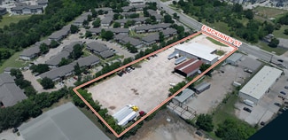 Plus de détails pour 3910 E McKinney St, Denton, TX - Industriel/Logistique à louer