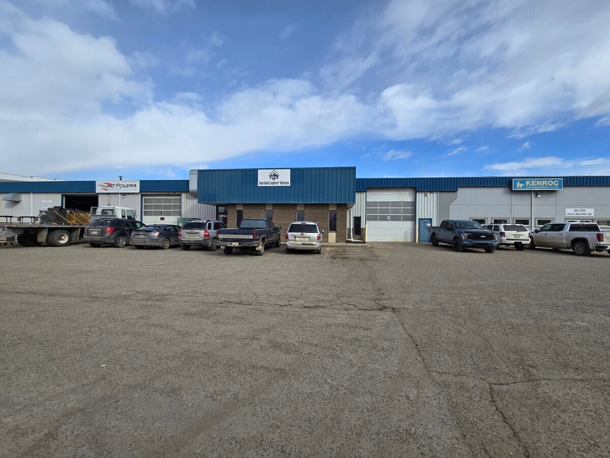 8319 Chiles Industrial Av, Red Deer, AB T4P 2V5 - Lot 170 - - Photo intérieure - Image 2 of 17