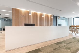 Plus de détails pour 302 Satellite Blvd NE, Suwanee, GA - Coworking à louer