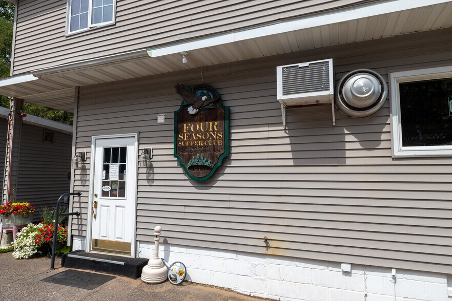 10338 Big Arbor Vitae Dr, Woodruff, WI à vendre - Photo de l’immeuble – Image 3 sur 34