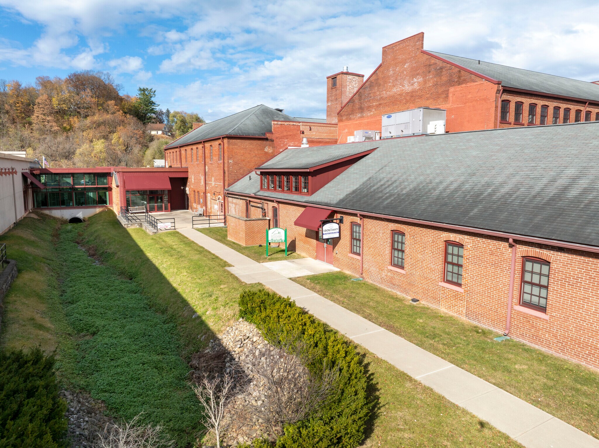 100-256 Match Factory Pl, Bellefonte, PA à louer Photo de l’immeuble– Image 1 sur 102