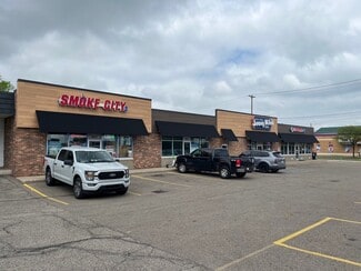 Plus de détails pour 401-407 N Clippert St, Lansing, MI - Local commercial à louer
