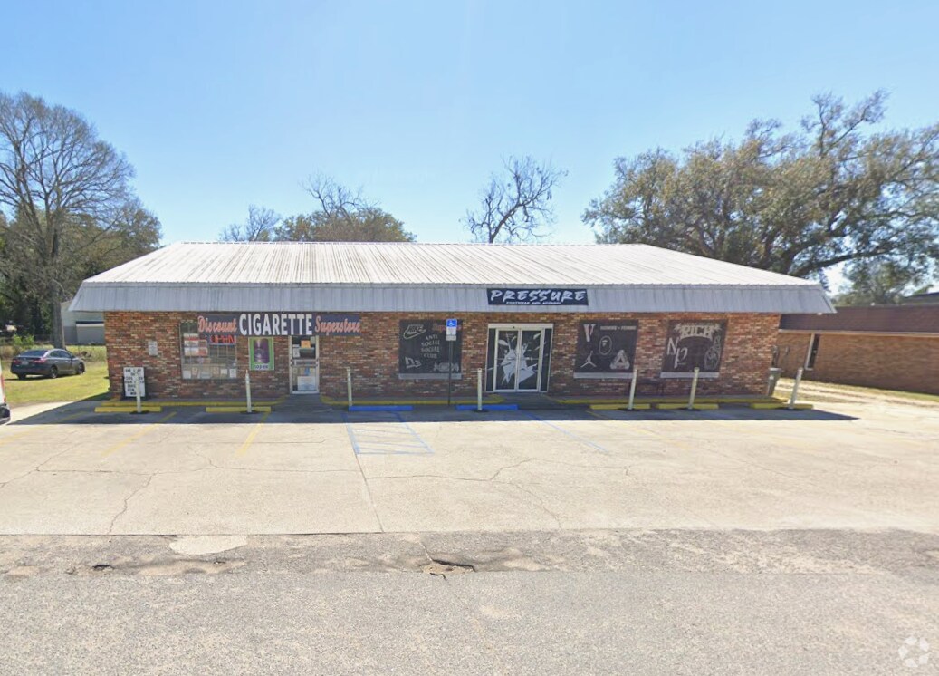 75 W Hood Dr, Pensacola, FL à louer Photo principale– Image 1 sur 4