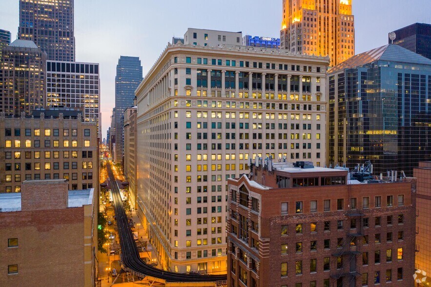 175 W Jackson Blvd, Chicago, IL à louer - Photo de l’immeuble – Image 1 sur 15