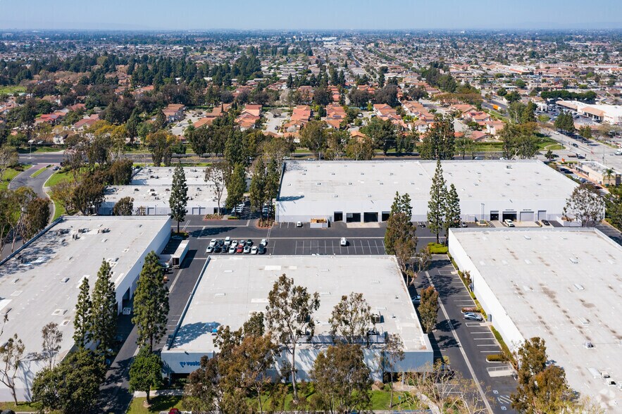 16021 Arthur St, Cerritos, CA à louer - Aérien – Image 3 sur 5