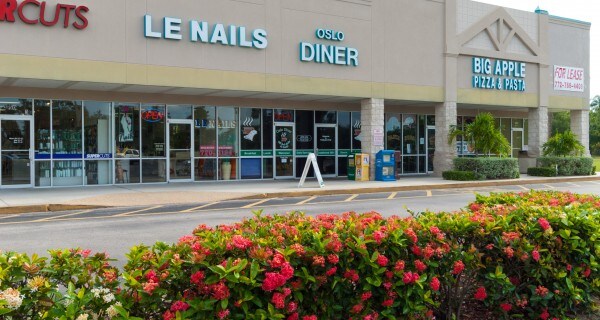 2950 9th St SW, Vero Beach, FL à louer - Photo de l’immeuble – Image 3 sur 4