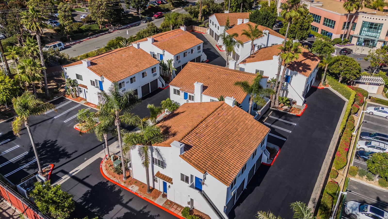 185 Saxony Rd, Encinitas, CA à vendre Photo principale– Image 1 sur 16