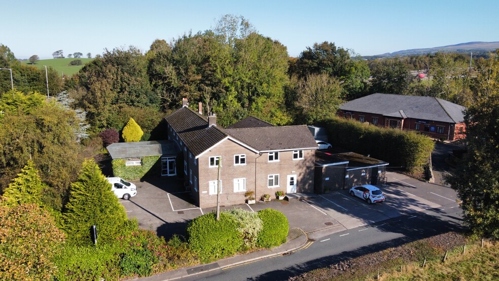 3 Hampson Ln, Lancaster à louer - Photo de l’immeuble – Image 2 sur 20