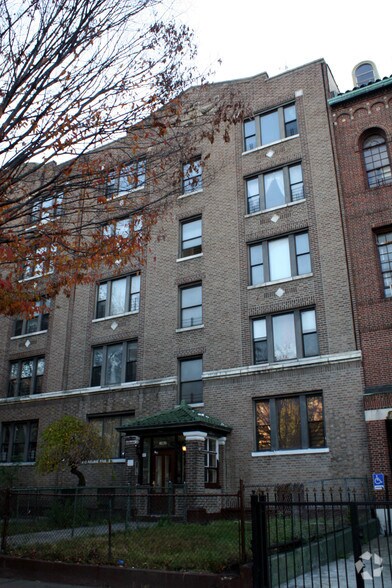 1962 University Ave, Bronx, NY à vendre - Photo principale – Image 1 sur 3
