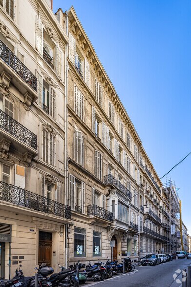 5 Rue Saint Jacques, Marseille à louer - Photo de l’immeuble – Image 2 sur 2