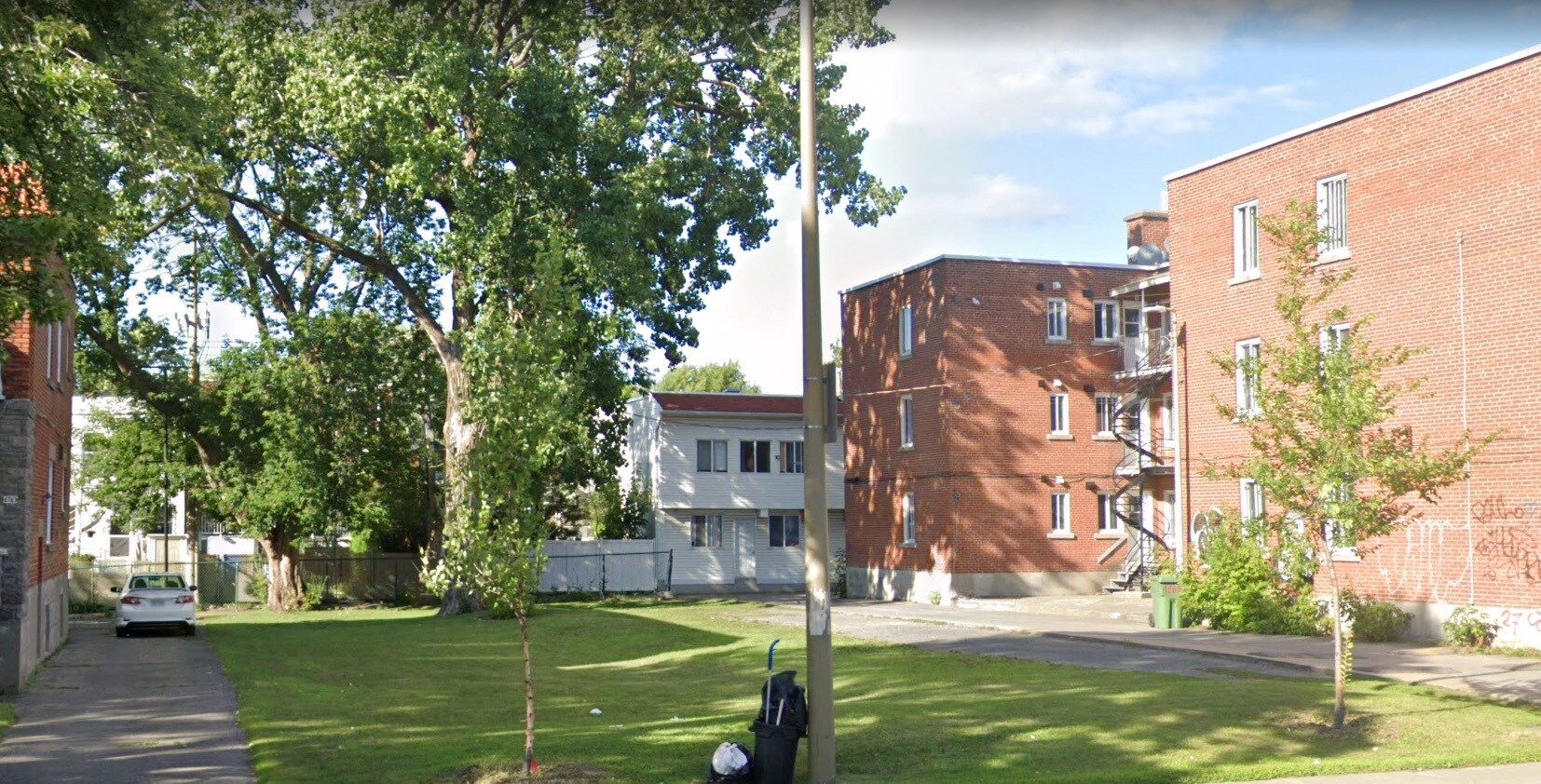 Boul Saint-Michel, Montréal, QC à vendre Photo principale– Image 1 sur 2