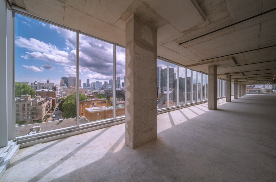 700 Rue Saint-Hubert, Montréal, QC à louer - Photo de l’immeuble – Image 3 sur 5