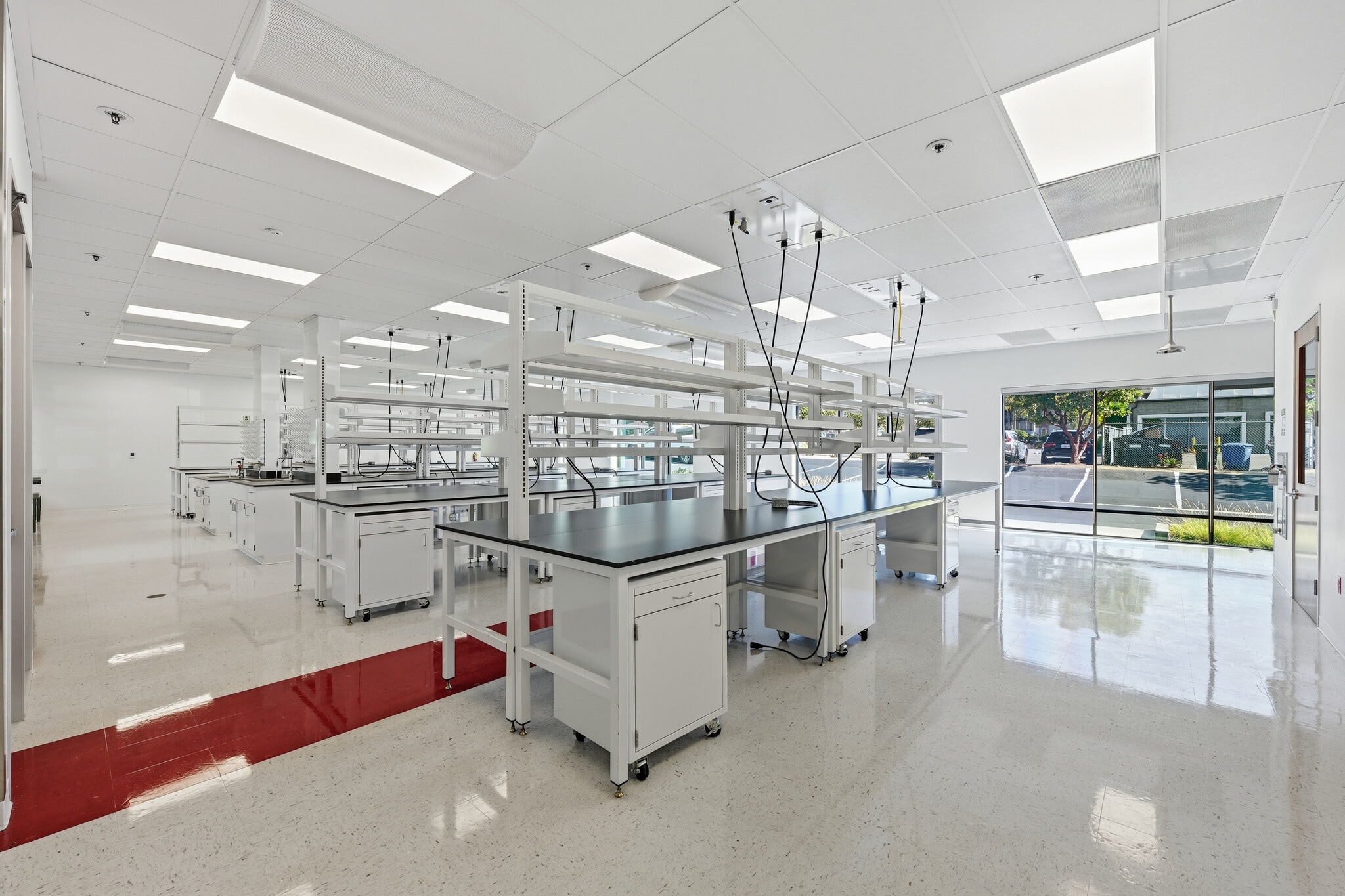 11555 Sorrento Valley Rd, San Diego, CA à louer Photo intérieure– Image 1 sur 14