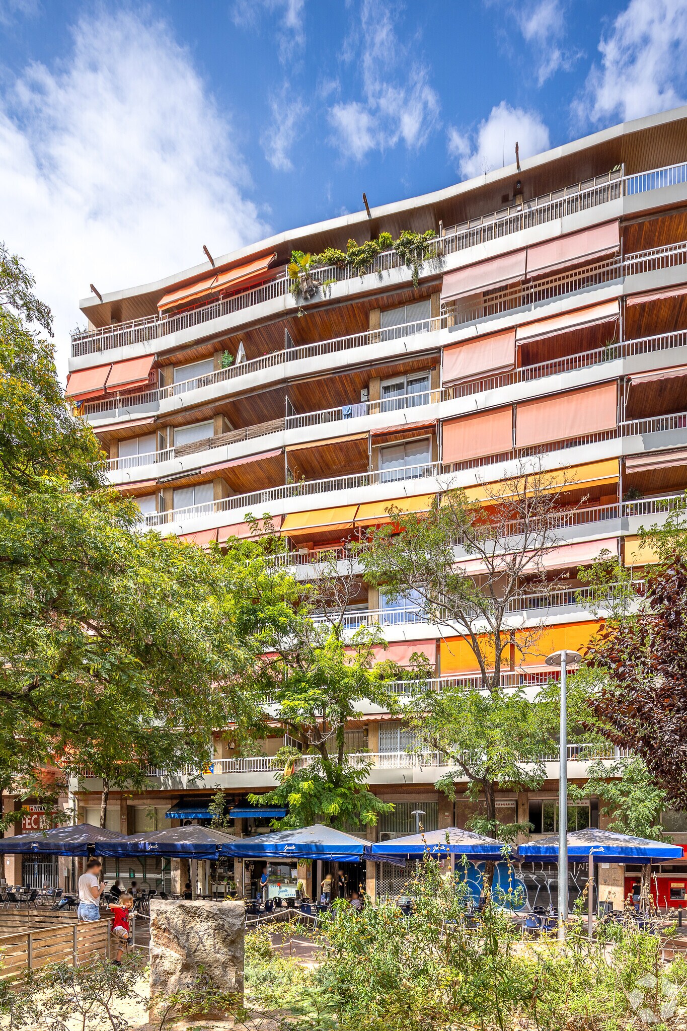 Bureaux/Local commercial dans Barcelone, Barcelona à louer Photo principale– Image 1 sur 3