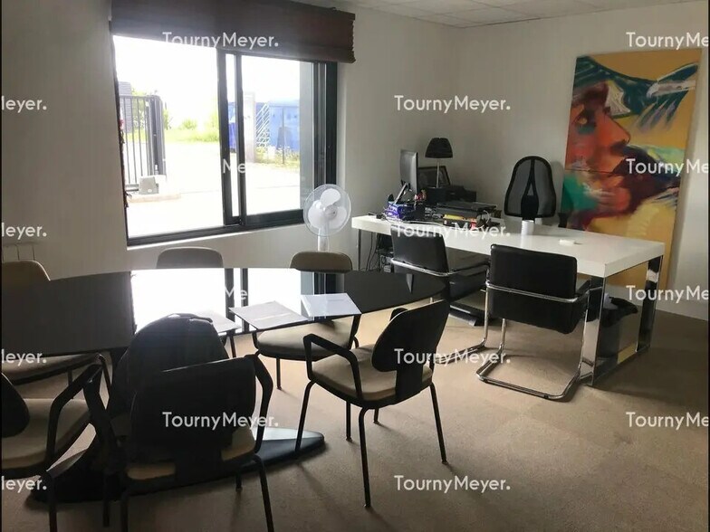 8 Rue Des Mesliers, Melesse à louer - Photo de l’immeuble – Image 3 sur 6