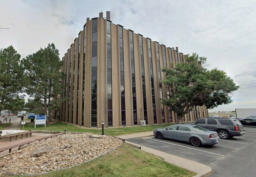 7010 Broadway, Denver, CO à louer - Photo de l’immeuble – Image 2 sur 11