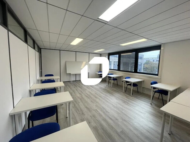 Bureau dans Lognes à vendre - Photo de l’immeuble – Image 1 sur 4