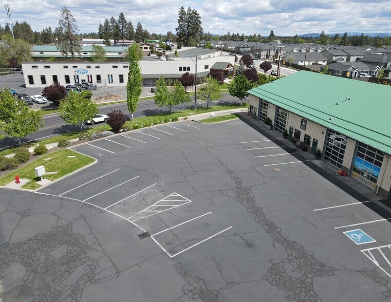 1177 SE 9th St, Bend, OR à vendre - Photo de l’immeuble – Image 2 sur 13