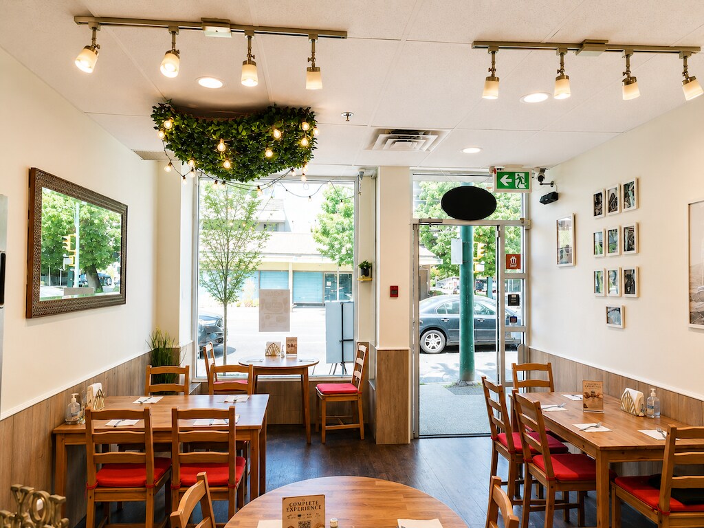 2702-2716 W 4th Ave, Vancouver, BC V6K 1R1 - Lot 2708 - - Photo intérieure - Image 1 of 3