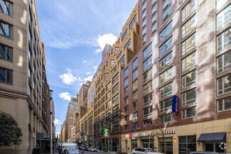 Plus de détails pour 320-324 W 37th St, New York, NY - Bureau à louer