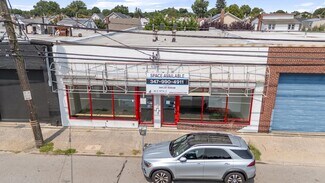 Plus de détails pour 220 E Jericho Tpke, Mineola, NY - Local commercial à louer
