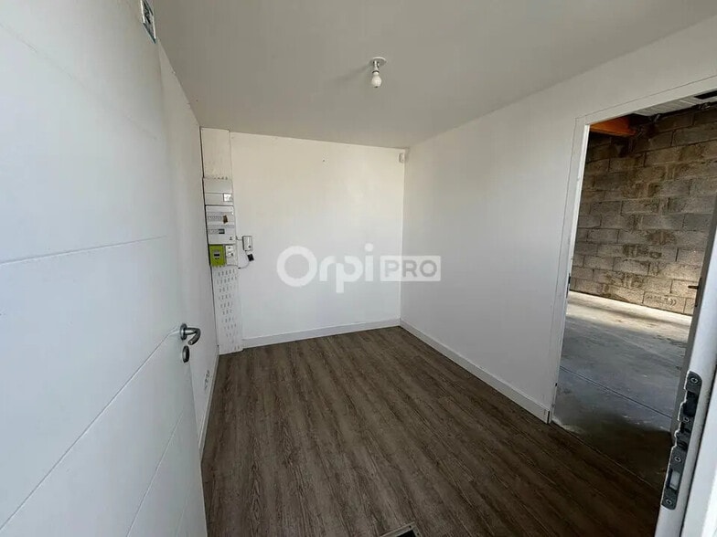 Industriel/Logistique dans Quiberon à louer - Photo intérieure – Image 3 sur 7