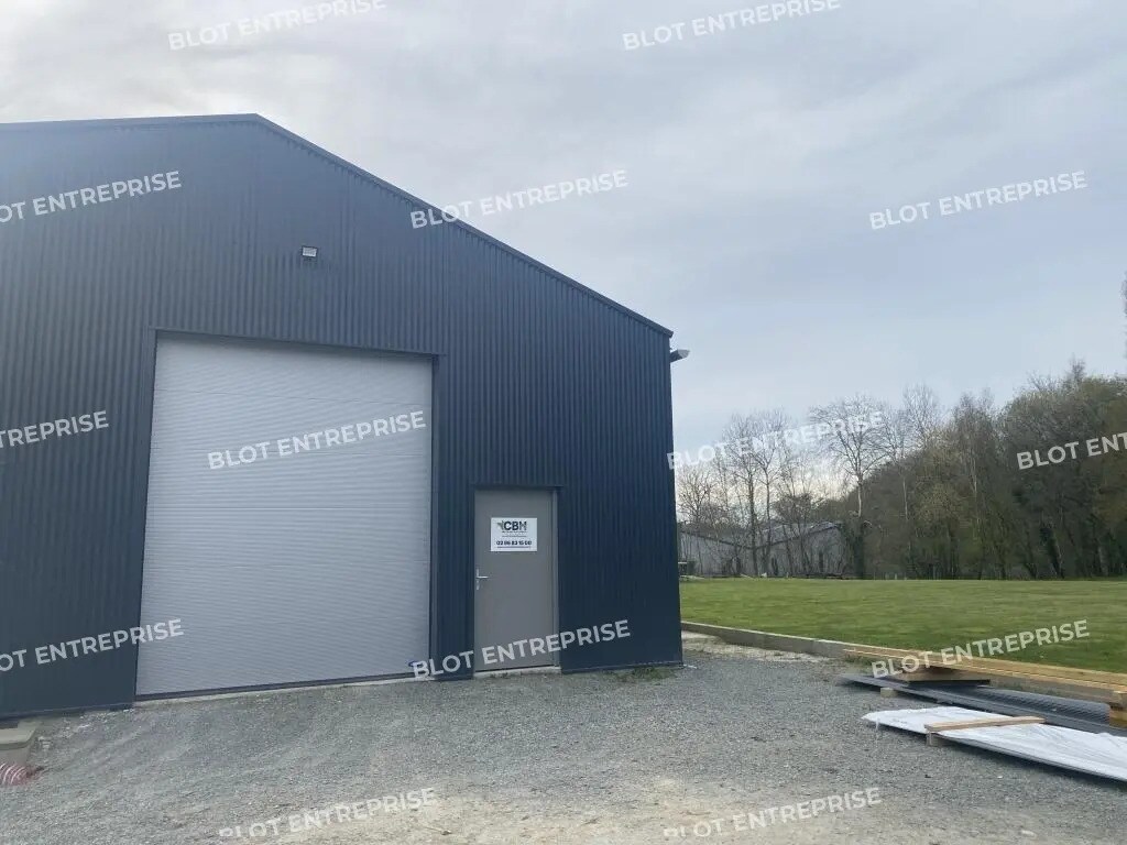 Local d’activités dans Saint-Samson-sur-Rance à louer Photo principale– Image 1 sur 9