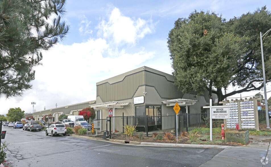 2175 Stone Ave, San Jose, CA à louer - Photo de l’immeuble – Image 1 sur 4