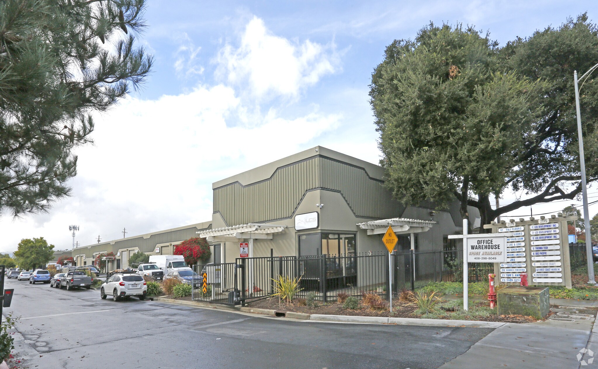 2175 Stone Ave, San Jose, CA à louer Photo de l’immeuble– Image 1 sur 5