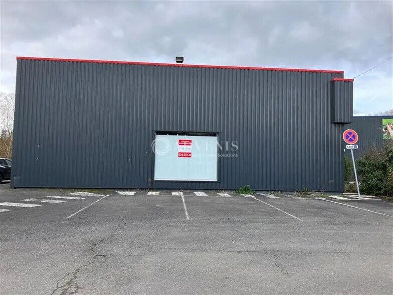 Local commercial dans Bourges à vendre - Photo de l’immeuble – Image 2 sur 5