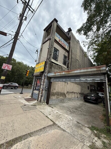 Building, Land Restaurant Cold Beer biz portefeuille de 2 biens à vendre sur LoopNet.fr - Photo de l’immeuble – Image 3 sur 36
