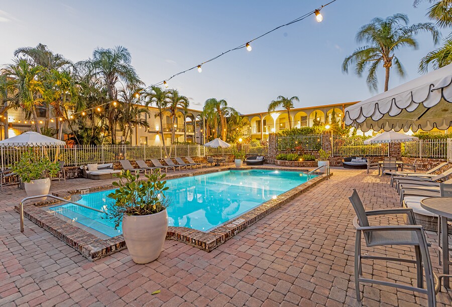 4350 W Kennedy Blvd, Tampa, FL à vendre Photo de l’immeuble– Image 1 sur 38