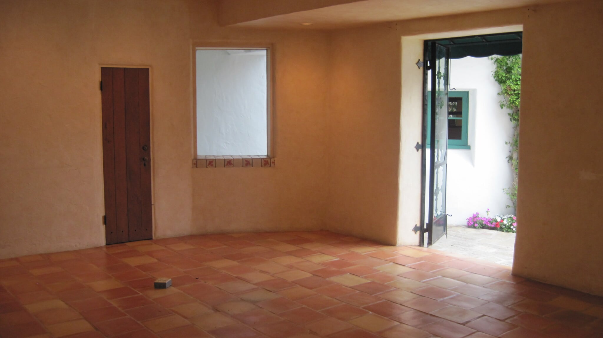 30 El Paseo, Santa Barbara, CA à louer Photo de l’immeuble– Image 1 sur 16