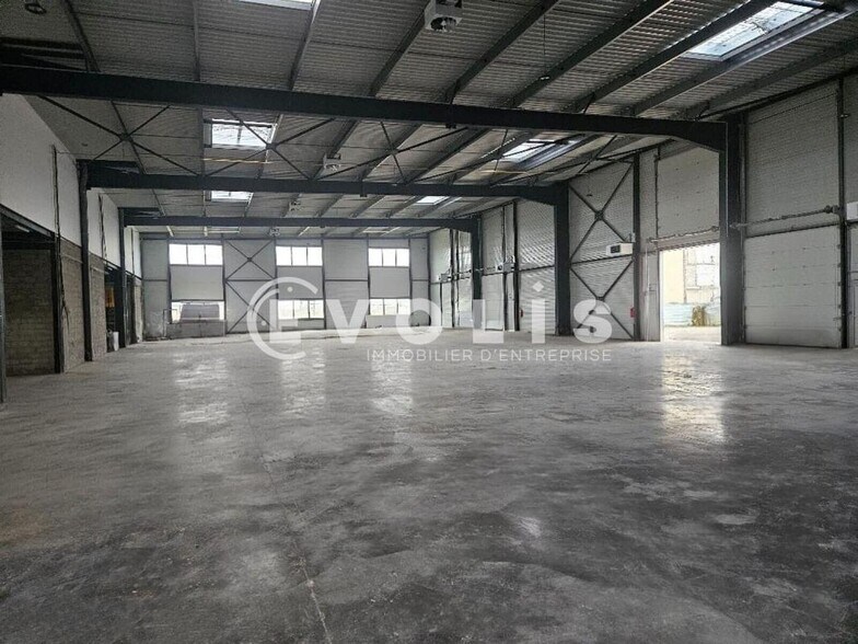 Local d'activités dans Bondoufle à vendre - Photo intérieure – Image 2 sur 7