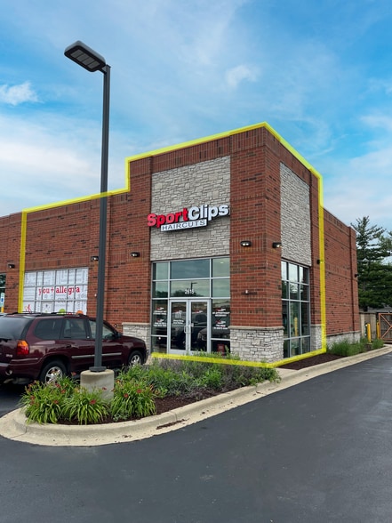 2615-2617 W Jefferson St, Joliet, IL à louer - Photo de l’immeuble – Image 1 sur 5