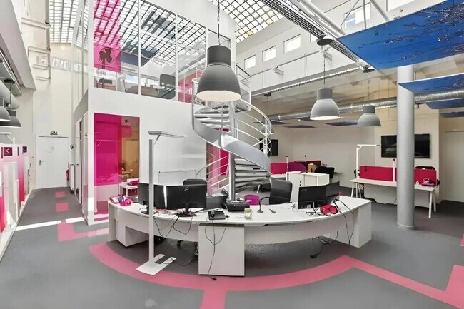 Plus de détails pour Bureau à vendre