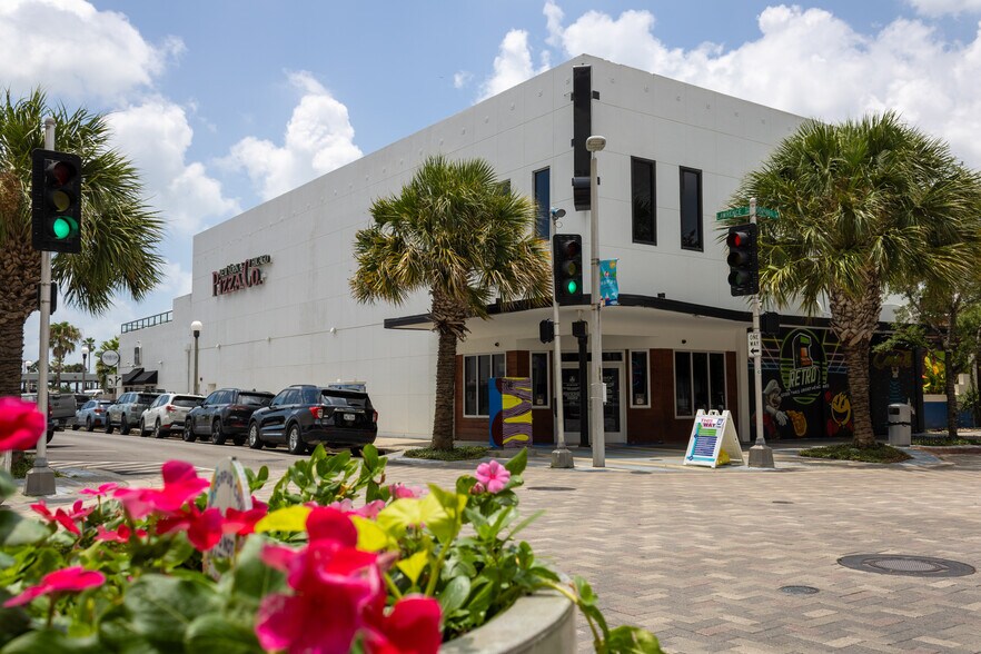 326 N Chaparral St, Corpus Christi, TX à louer - Photo principale – Image 1 sur 95