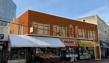 1618 Sheepshead Bay Rd, Brooklyn, NY à louer Photo intérieure– Image 2 sur 6
