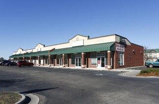 Plus de détails pour 103 Sleepy Dr, Spring Lake, NC - Local d'activités à louer