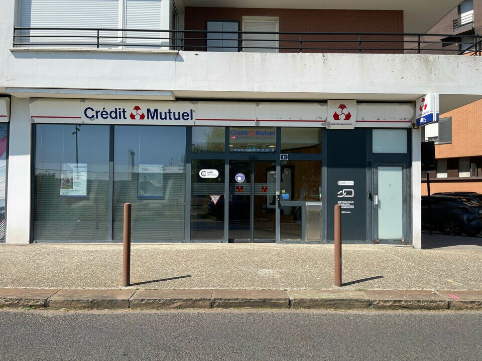 Local commercial dans Le Havre à louer Photo de l’immeuble– Image 1 sur 9