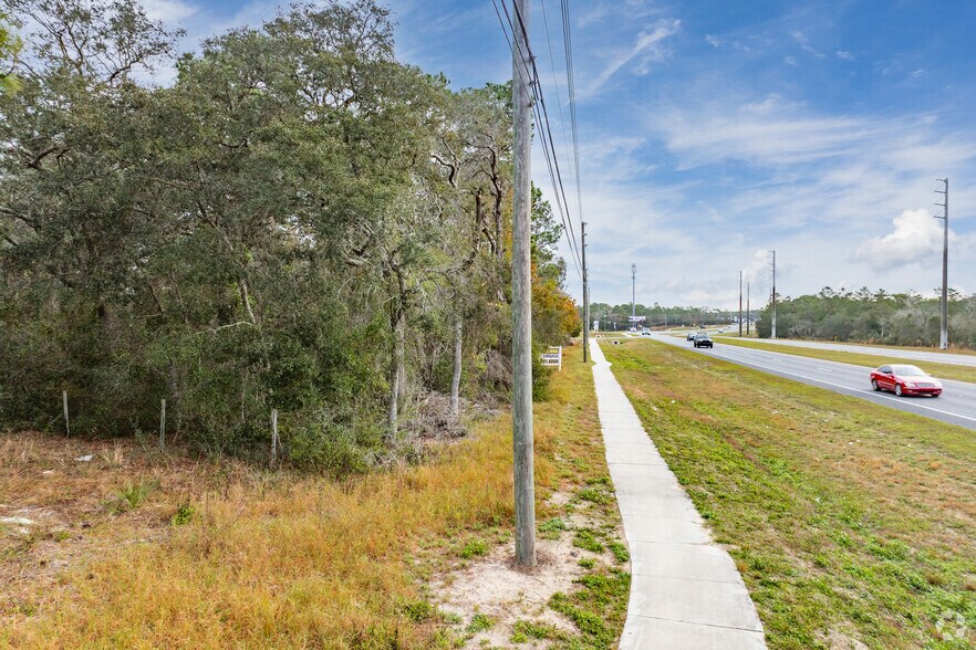 Prime Commercial Land Sale: Multi-Parcel portefeuille de 3 biens à vendre sur LoopNet.fr - Photo de l’immeuble – Image 2 sur 11