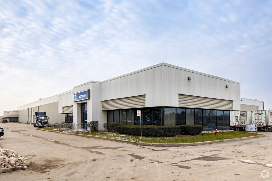7420 Bramalea Rd, Mississauga, ON à louer - Photo principale – Image 1 sur 4
