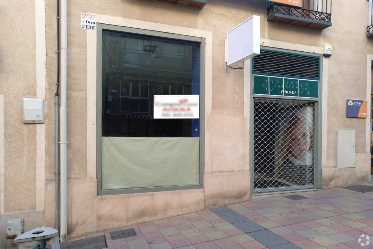 Local commercial dans Segovia, Segovia à louer Photo intérieure– Image 1 sur 2