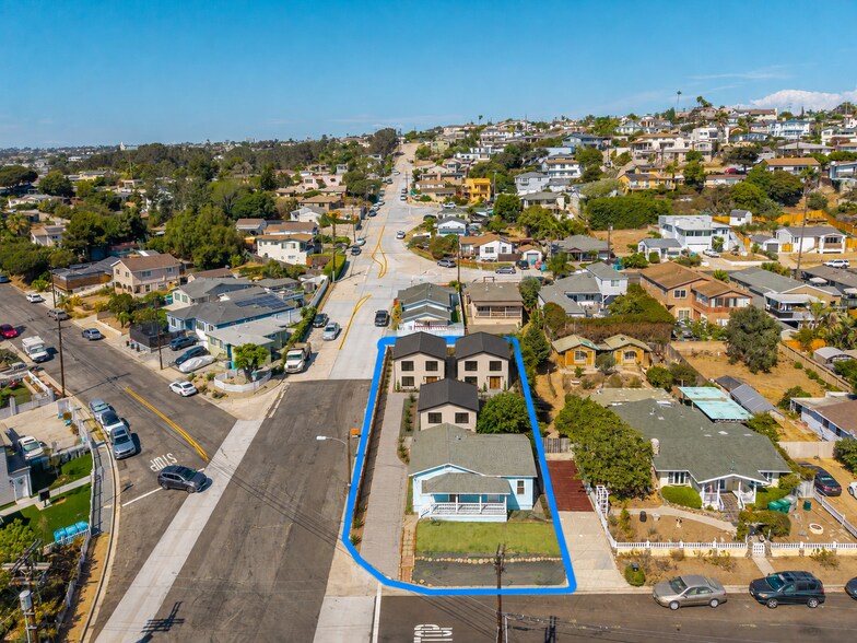 5007 Savannah St, San Diego, CA à vendre - Photo de l’immeuble – Image 3 sur 12