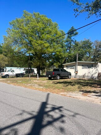 Plus de détails pour 14702 N 17th St, Lutz, FL - Logement à vendre
