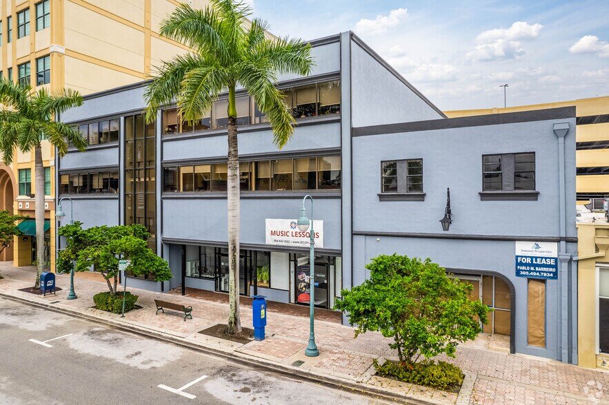 1940 Harrison St, Hollywood, FL à vendre - Photo de l’immeuble – Image 2 sur 5