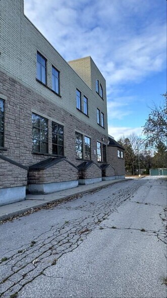 316 E King St, Cobourg, ON à louer - Photo de l’immeuble – Image 2 sur 19