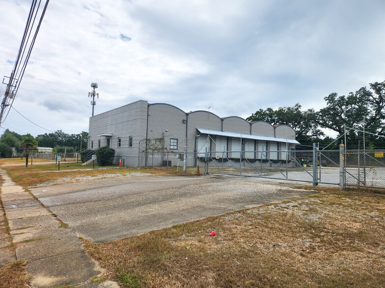 1111 Virginia St, Mobile, AL à louer - Photo principale – Image 1 sur 9