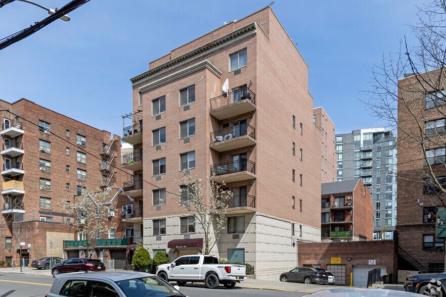 3614 Johnson Ave, Bronx, NY à vendre - Photo de l’immeuble – Image 2 sur 5